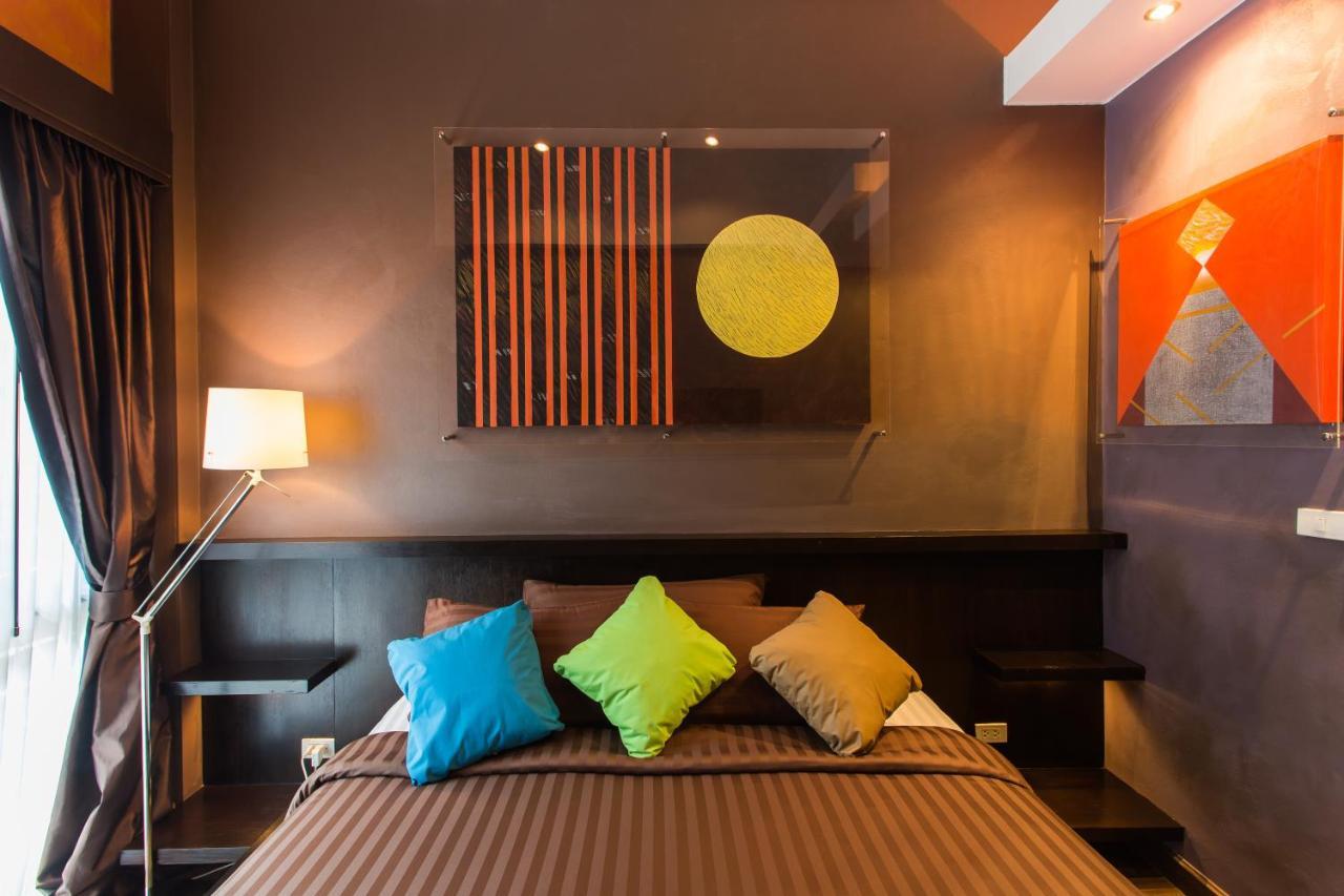 Third Rock Hostel Бангкок Екстер'єр фото
