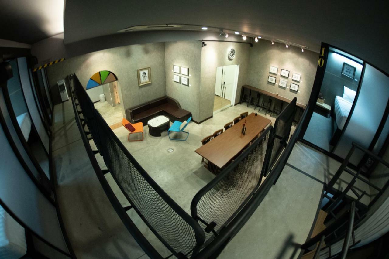 Third Rock Hostel Бангкок Екстер'єр фото