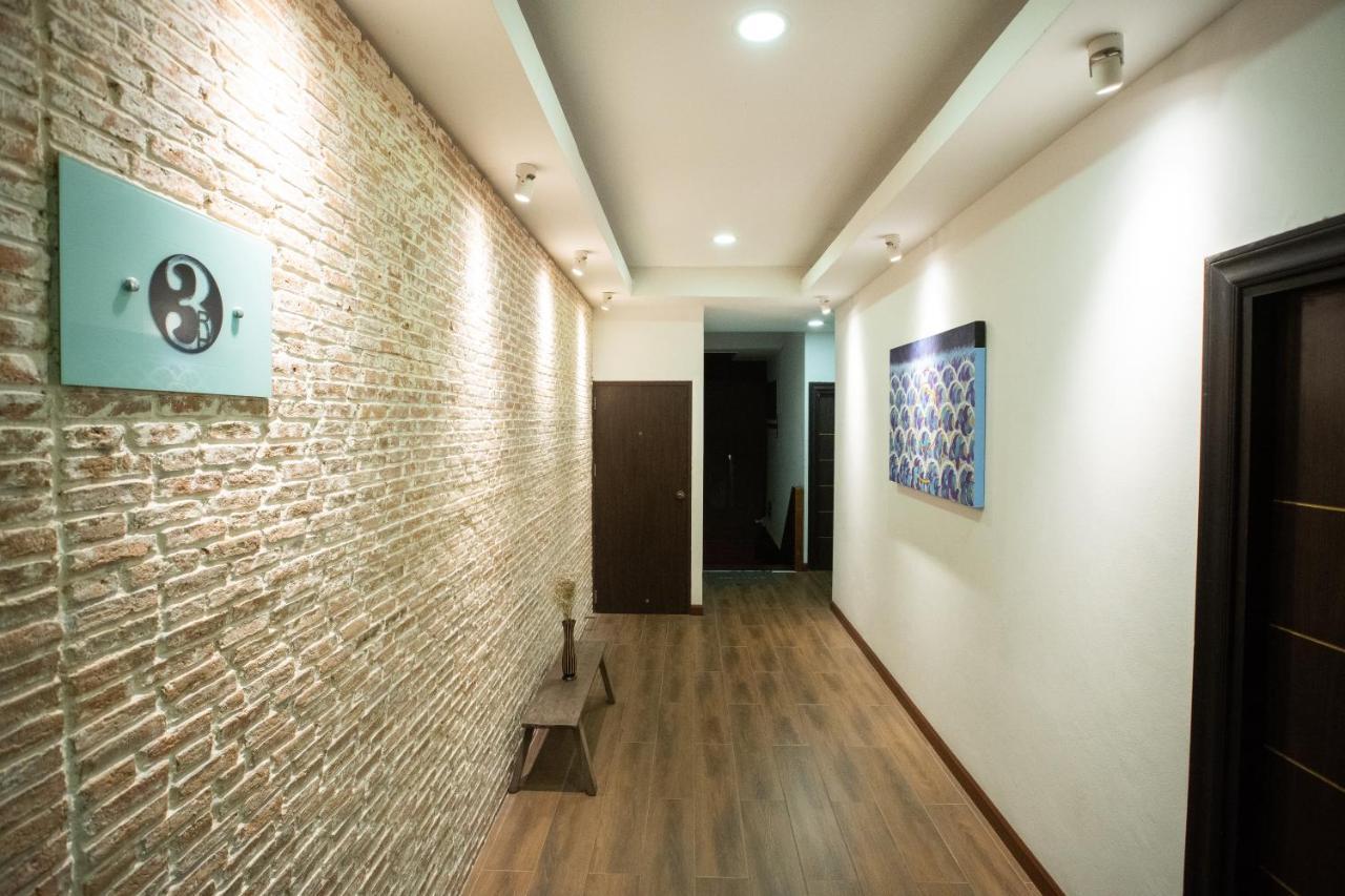 Third Rock Hostel Бангкок Екстер'єр фото